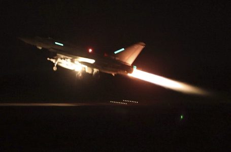 Ushtria amerikane shkatërron raketat kundër anijeve Houthi