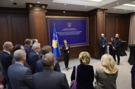 ​Gërvalla priti korin diplomatik të akredituar në Kosovë