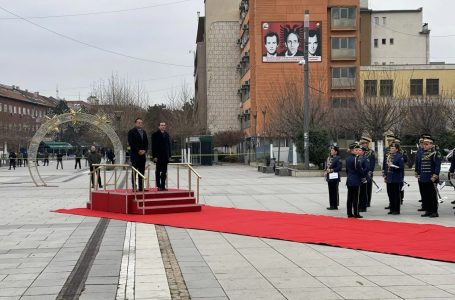 ​Kurti pret me ceremoni shtetërore homologun irlandez