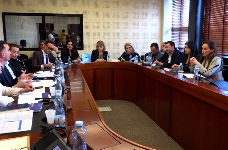 Auditori gjen parregullsi në ndërtimin e stadiumit të Gjakovës