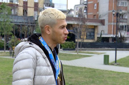 Tirron Mamusha kthehet me medalje nga gjysmë maratona e Splitit