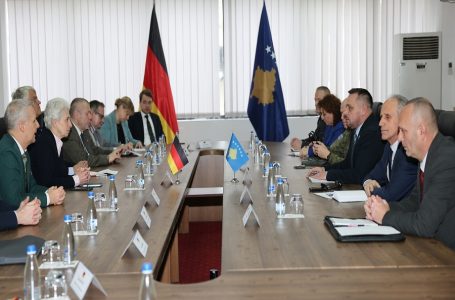 Maqedonci: Bazat ushtarake serbe përgjatë kufirit me Kosovën shqetësim për gjithë faktorin ndërkombëtar