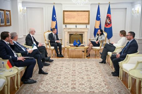 Osmani me ambasadorët e QUINT-it diskutojnë për dinarin: Nuk po kërkohet shfuqizimi i Rregullores së BQK-së