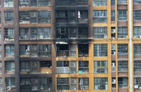 Një ndërtesë përfshihet nga flakët, 15 viktima e dhjetëra të plagosur