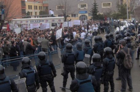 ​17 vjet nga protesta e 10 shkurtit