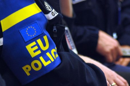 EULEX: Jemi ende duke patrulluar para dhe rreth ndërtesave komunale në veri
