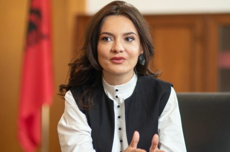 Dy vite nga agresioni rus, Spiropali: Përulemi para sakrificës së Ukrainës