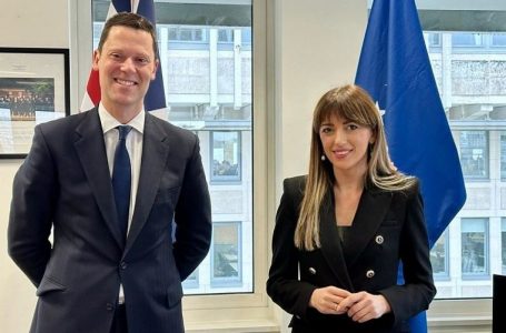 Haxhiu takohet me homologun britanik: U rikonfirmua mbështetja e bashkëpunimin në fushën e drejtësisë