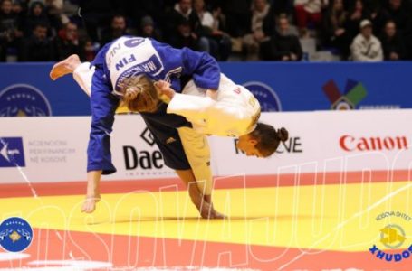 Sot nis Grand Slami i Parisit, Distria, Nora e Flaka në aksion