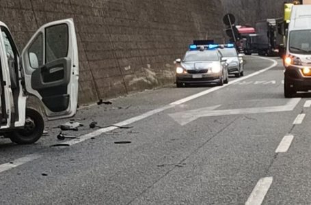 Aksident zinxhir në Itali, një i vdekur dhe 6 të plagosur