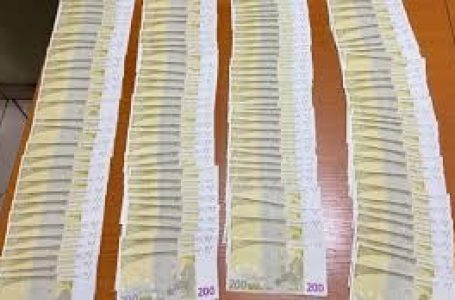 Arrestohen katër shtetas të Shqipërisë me mbi 24 mijë euro false në Prizren