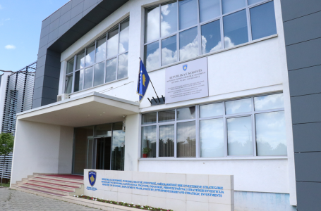 Vendimi i MINT-it: Qytetarët mund ta shkëpusin kontratën e rrjetit kabllor, pa ndëshkim nga kompanitë operuese
