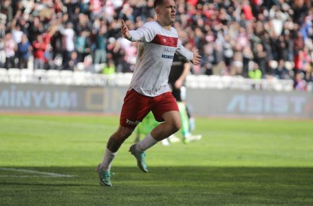 Manaj në top formë, realizon tjetër gol në Superligën e Turqisë