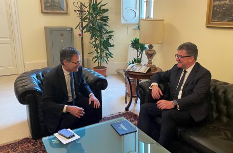 Lajçaku aktivizohet për “muajt e ardhshëm” të dialogut