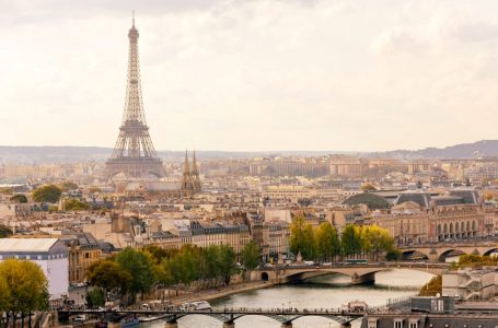 Parisi sërish zë vendin e parë si qyteti më i bukur në botë
