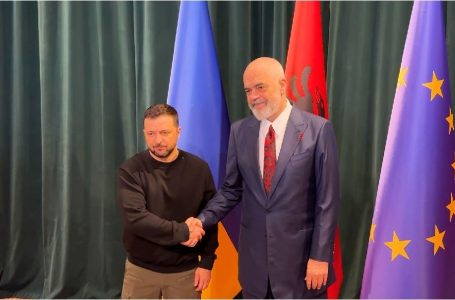 Mediat ndërkombëtare i bëjnë jehonë vizitës së Zelenskyt në Shqipëri