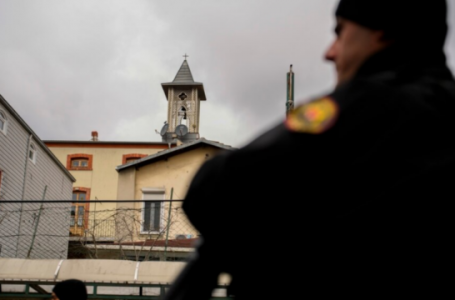 Turqia arreston 25 persona lidhur me sulmin në një kishë në Stamboll