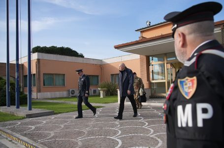 Ministri italian i Mbrojtjes vjen për vizitë në Kosovë, përmend takime të rëndësishme insitucionale