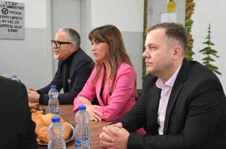 Haxhiu viziton të burgosurat në Qendrën Korrektuese në Lipjan, bisedojnë për jetën pa dhunë dhe barazi për secilin