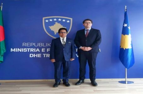 Ministri Murati takon deputetin britanik, flasin për investime në Kosovë