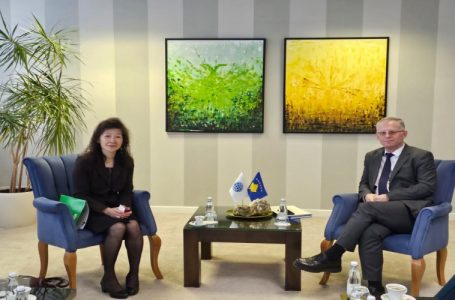 Bislimi pret në takim përfaqësuesit e Bankës Botërore, kërkon mbështetje për Kosovën