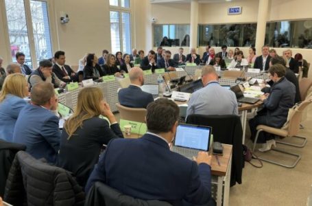 Nis shqyrtimi i opinionit për anëtarësimin e Kosovës në KiE në Paris