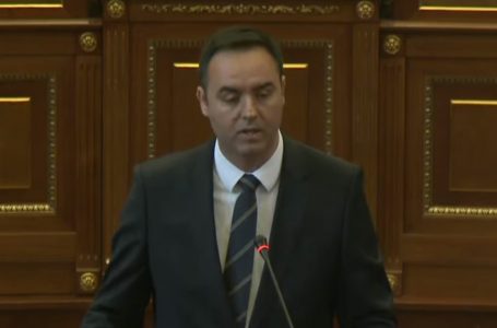 Konjufca për ish-deputetet: Kosova vazhdon të ecë në hapat e tyre