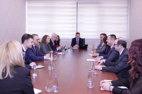 ​Ismaili takon ekipin e ekspertëve të IFC dhe BB-së, flasin për shërbimet financiare digjitale