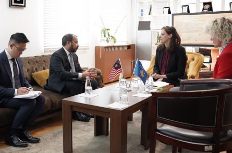 Rizvanolli takohet me ambasadorin jorezident të Malajzisë, dakordohen për bashkëpunim në fushën e energjisë diellore