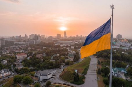Dita e zgjedhjeve në Ukrainë ka filluar pa asnjë votë