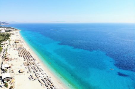 “Voyages et Tourisme”: Dhërmiu destinacioni ideal për një eksperiencë autentike në Shqipëri