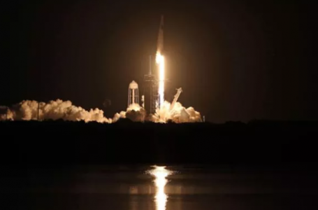 Katër astronautë të tjerë nisen drejt Stacionit Ndërkombëtar Hapësinor