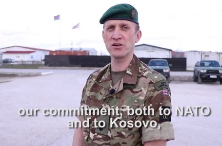 Atasheu britanik i Mbrojtjes në Kosovë: Ushtritë tona mbesin miq të ngushtë, siç kanë qenë gjithmonë