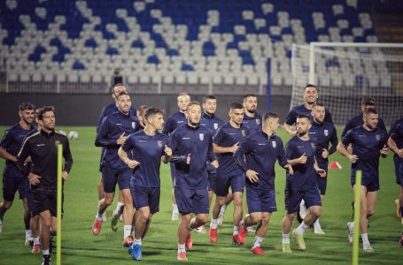 Të gjithë futbollistët e pranishëm, Kosova mban stërvitjen e dytë në Kampin Nacional