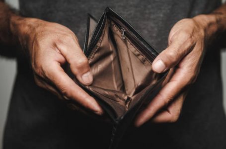Varfëria mbetet sfida kryesore për Kosovën edhe në vitin 2024