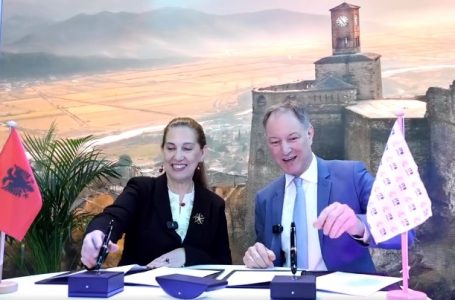 Shqipëria merr titullin “vendi i nderit” në panairin më të madh të turizmit botëror