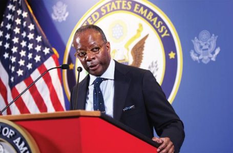 Zyrtari amerikan vizitë në Shqipëri dhe Kosovë, takohet me Edi Ramën dhe Vjosa Osmanin