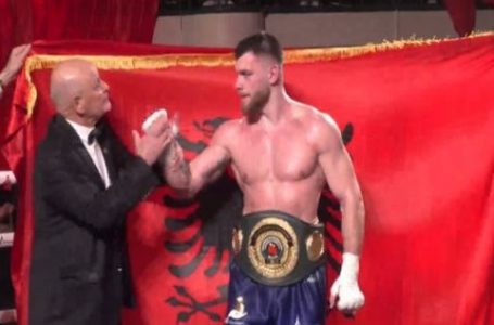 Boksieri shqiptar arrin fitore të madhe ndaj boksierit nga Bosnja dhe Hercegovina