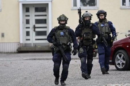 Të shtënat në Finlandë: Një fëmijë i vdekur dhe dy të plagosur në një shkollë