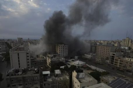 Forcat izraelite bombardojnë spitalin në Gaza, 4 të vdekur dhe 17 të plagosur