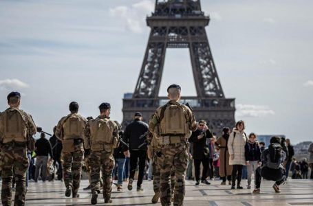 Lojërat Olimpike Paris 2024, përjashtohen 800 punonjës sigurie