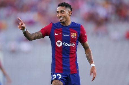 Barcelona refuzon milionat nga Premier League për Raphinha