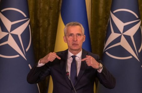 Stoltenberg: Mbështetja për Ukrainën nuk është bamirësi, por investim në sigurinë e aleancës