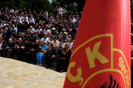 Përkujtohen dëshmorët e kombit në Shqiponjë të Dushkajës