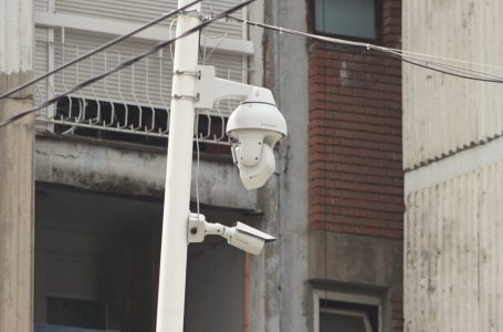 Mbi 200 kamera sigurie në rrugë dhe sheshe në Veri