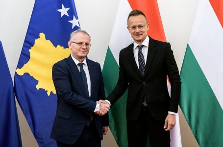 Bislimi takon ministrin e Jashtëm hungarez