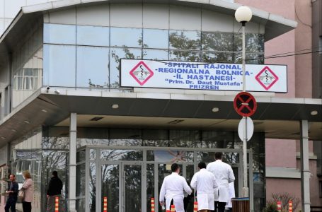 Vdes një grua shtatzënë në Spitalin e Prizrenit