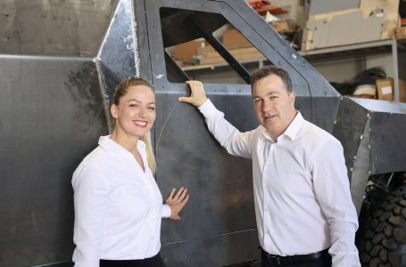 Makina e parë e blinduar ushtarake “Made in Albania”