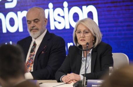 Kristo asnjë fjalë për ankesën e Kurtit për lëvizjen e lirë