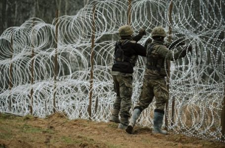 ​Polonia shpenzon miliarda për të rritur sigurinë kufitare me Rusinë